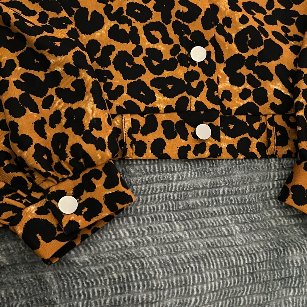 Medium SHEIN Leopard Print Jacket - Picture 3 of 4